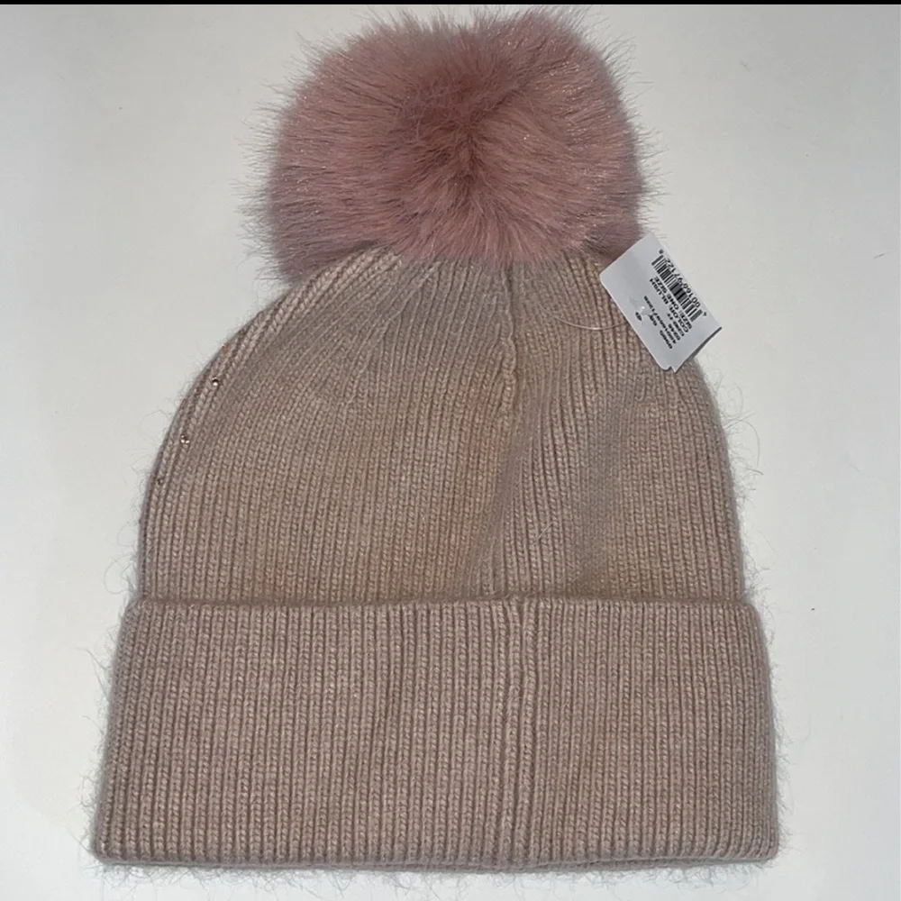FURLUX Wool and Cashmere PomPom Blush Beanie
NWT - Picture 3 of 9
